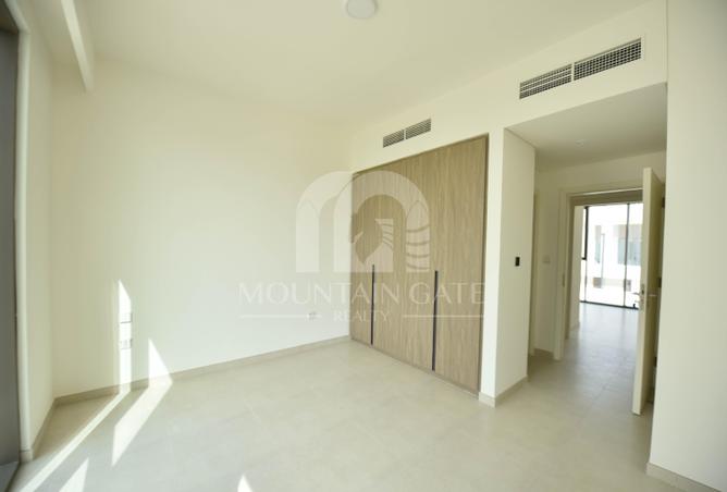 70281207 - Property Image 2