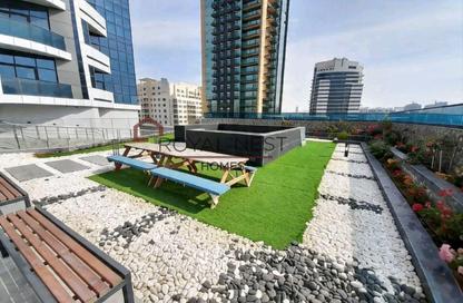 شقة - 1 حمام للايجار في برج او2 - منطقة 14 - قرية جميرا الدائرية - دبي