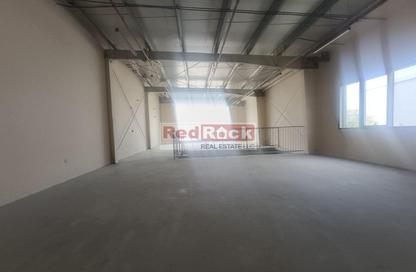 Warehouse - Studio - 4 Bathrooms for rent in Al Quoz Industrial Area 4 - Al Quoz Industrial Area - Al Quoz - Dubai