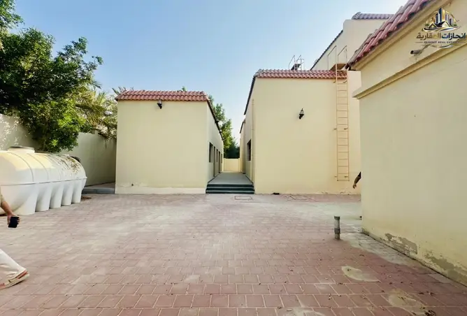 158220201 - Property Image 2