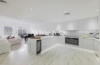 Apartment - 2 Bedrooms - 3 Bathrooms for sale in Shakespeare Circus 3 - Shakespeare Circus - Motor City - Dubai