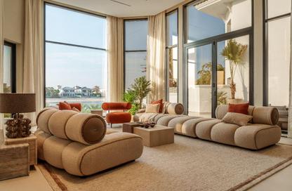 Villa - 4 Bedrooms - 5 Bathrooms for rent in Garden Homes Frond E - Garden Homes - Palm Jumeirah - Dubai
