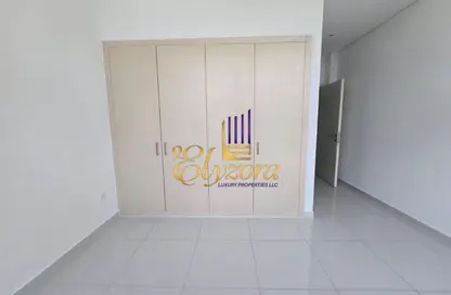 Apartment - Studio - 1 Bathroom for rent in Al Muteena Building - Al Muteena - Deira - Dubai