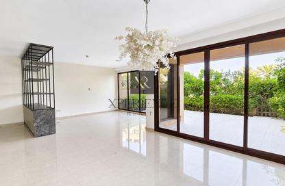 Townhouse - 4 - 4 for rent in Cluster C - Jumeirah Islands Townhouses - Jumeirah Heights - Jumeirah Islands - Dubai