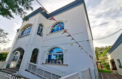 Villa - Studio - 7+ Bathrooms for rent in Al Manara - Dubai