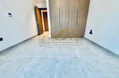 Apartment - 1 Bedroom - 2 Bathrooms for rent in Jumeirah Garden City - Al Satwa - Dubai