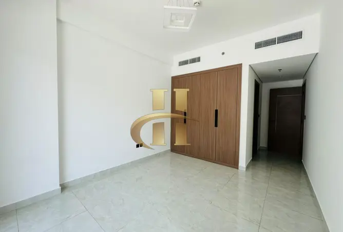130214396 - Property Image 3