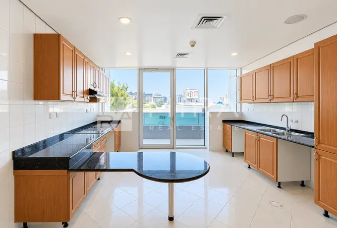 165599231 - Property Image 2