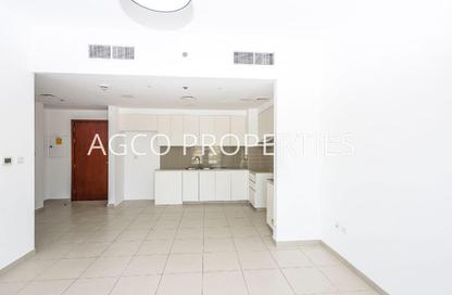 Apartment - 2 Bedrooms - 2 Bathrooms for sale in Zahra Breeze Apartments 3A - Zahra Breeze Apartments 3 - Zahra Breeze Apartments - Town Square - Dubai