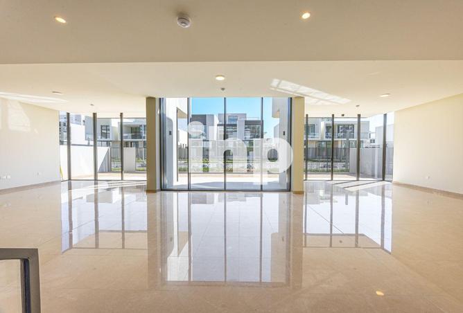 82374881 - Property Image 3