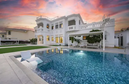 Villa - 5 Bedrooms - 6 Bathrooms for rent in Signature Villas Frond B - Signature Villas - Palm Jumeirah - Dubai