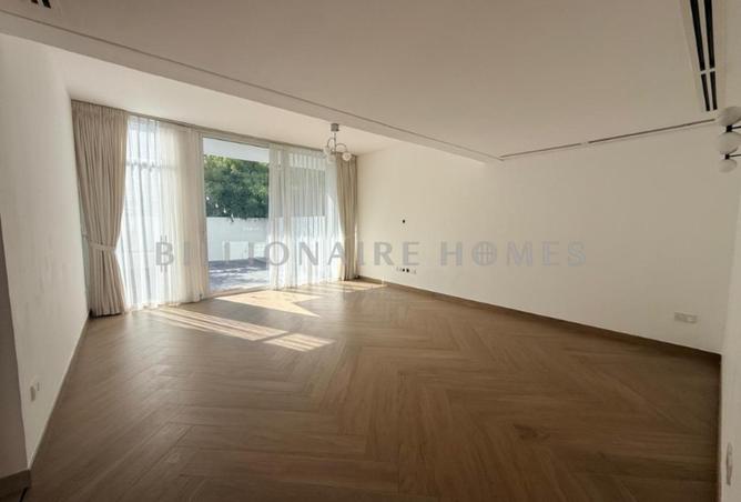 58164216 - Property Image 3