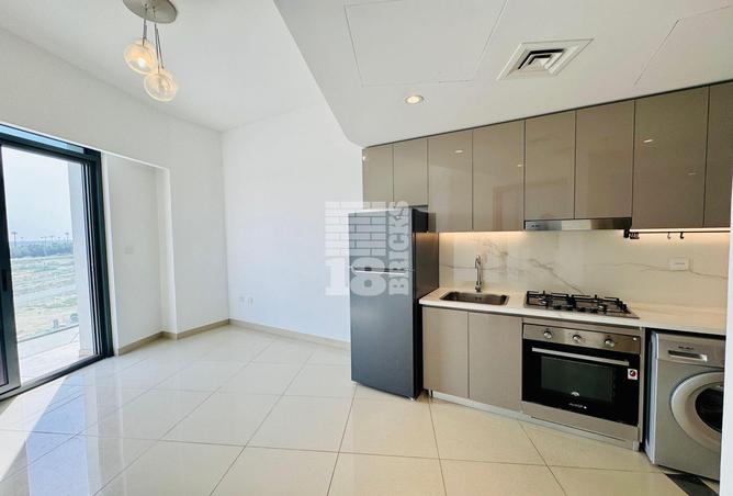 94444405 - Property Image 2