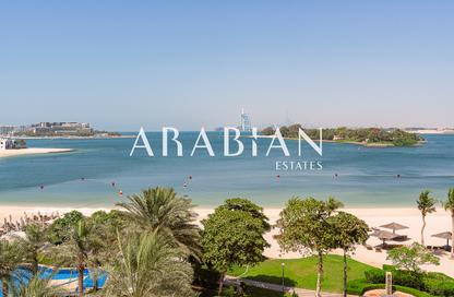 Apartment - 1 - 2 for sale in Al Hatimi - Shoreline Apartments - Palm Jumeirah - Dubai