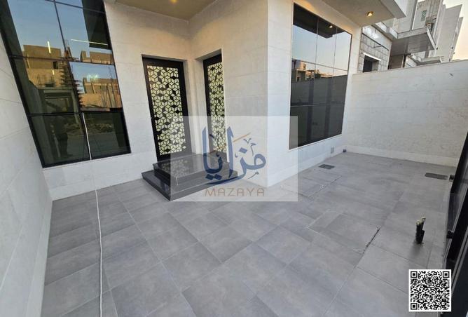 96126007 - Property Image 2