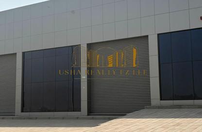 Show Room - Studio - 1 Bathroom for rent in Al Hayl - Fujairah