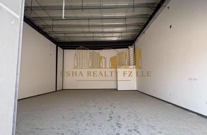 Show Room - Studio - 1 Bathroom for rent in Al Hayl - Fujairah