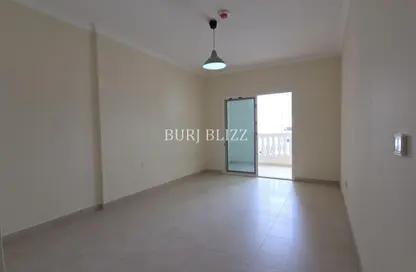 Apartment - 1 Bathroom for rent in Plaza Residences 2 - Plaza Residences - District 13 - Jumeirah Village Circle - Dubai