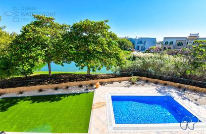 Villa - 4 - 5 for rent in Cluster 13 - Mediterranean Clusters - Jumeirah Islands - Dubai