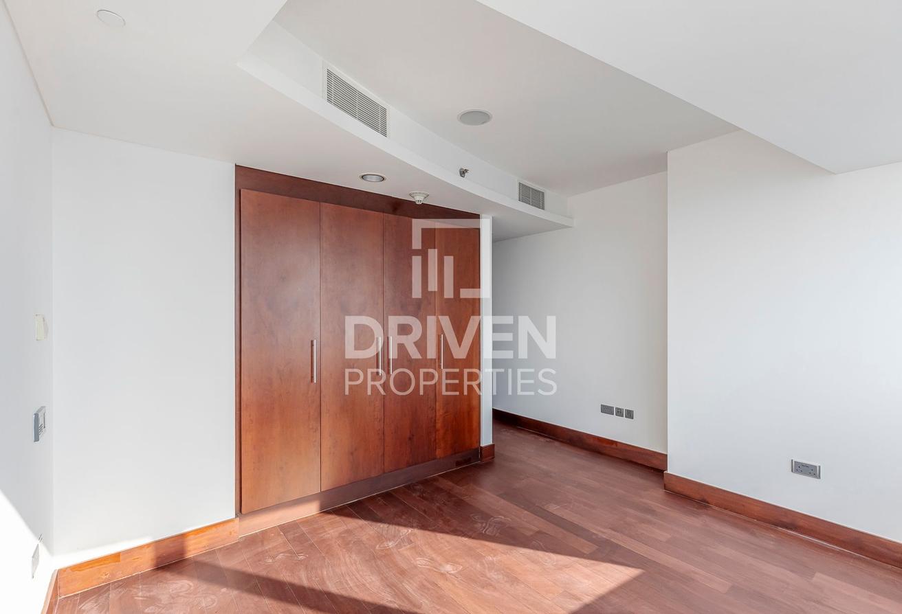 Modern and Stylish Interior Design | Vacant photo 8
