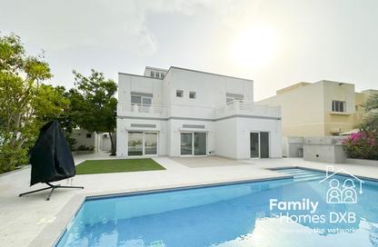 Villa - 5 Bedrooms - 6 Bathrooms for rent in Meadows 4 - Meadows - Dubai Villa - 5 Bedrooms - 6 Bathrooms for rent in Meadows 4 - Meadows - Dubai