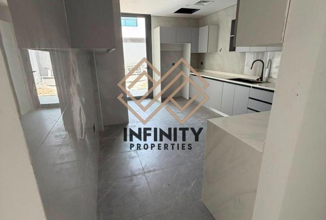 136075555 - Property Image 3