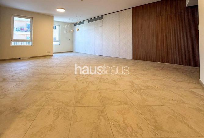 71896628 - صورة العقار 2