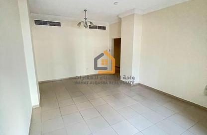 Apartment - 2 Bedrooms - 2 Bathrooms for rent in Al Mamzar - Al Mamzar - Sharjah - Sharjah