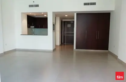 Apartment - Studio - 1 Bathroom for rent in Dubai Wharf Tower 2 - Dubai Wharf - Al Jaddaf - Dubai