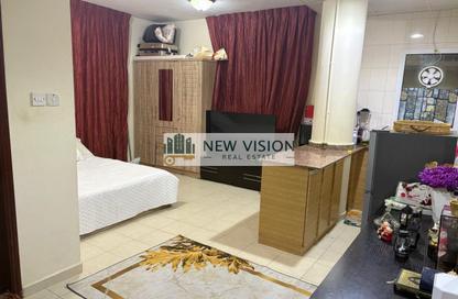 Apartment - Studio - 1 Bathroom for rent in Talal Building - Al Mujarrah - Sharjah