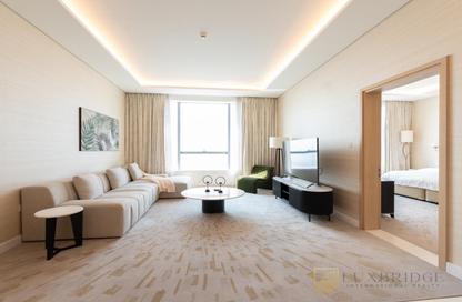 Apartment - 1 - 2 for rent in The Palm Tower - Palm Jumeirah - Dubai