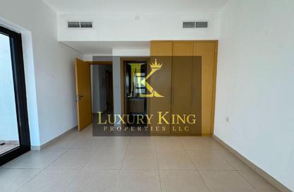 Apartment - 3 Bedrooms - 3 Bathrooms for rent in Souk Al Warsan Townhouses B - Souk Al Warsan - International City - Dubai Apartment - 3 Bedrooms - 3 Bathrooms for rent in Souk Al Warsan Townhouses B - Souk Al Warsan - International City - Dubai