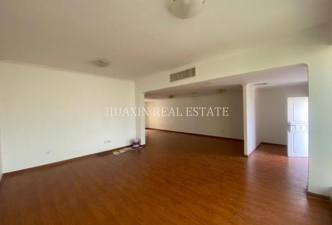 65569038 - Property Image 2