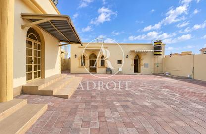Villa - 4 - 5 for rent in Al Barsha 2 - Al Barsha - Dubai Villa - 4 - 5 for rent in Al Barsha 2 - Al Barsha - Dubai