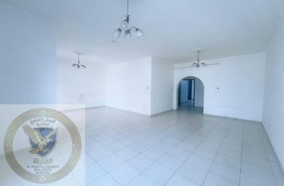 Apartment - 3 Bedrooms - 4 Bathrooms for rent in Al Majaz 2 - Al Majaz - Sharjah Apartment - 3 Bedrooms - 4 Bathrooms for rent in Al Majaz 2 - Al Majaz - Sharjah