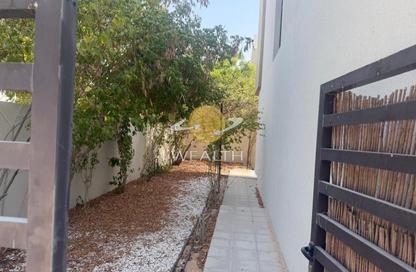 Townhouse - 2 Bedrooms - 3 Bathrooms for rent in Nasma Residence - Al Tai - Sharjah