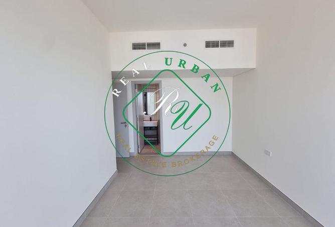 135639939 - Property Image 2
