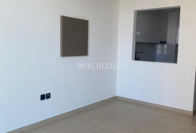 72305034 - Property Image 2