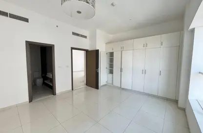 Apartment - 1 Bedroom - 2 Bathrooms for rent in Topaz Residence 3 - Topaz Residence - Dubai Silicon Oasis - Dubai