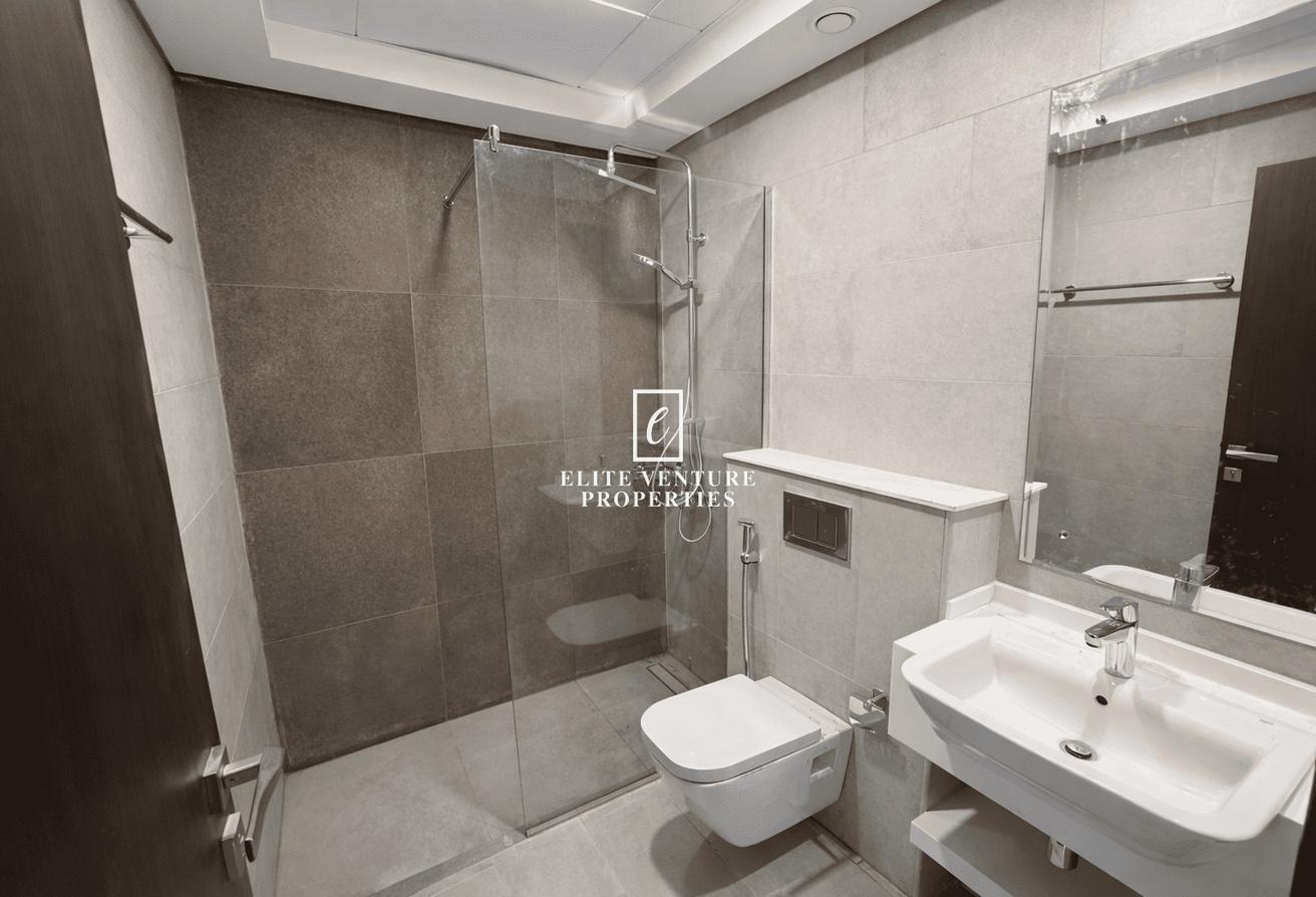 MODERN 2-BHK | SPACIOUS | PRIME LOCATION photo 8