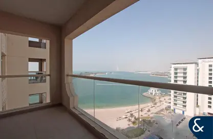 Apartment - 1 Bedroom - 2 Bathrooms for rent in Al Basri - Shoreline Apartments - Palm Jumeirah - Dubai