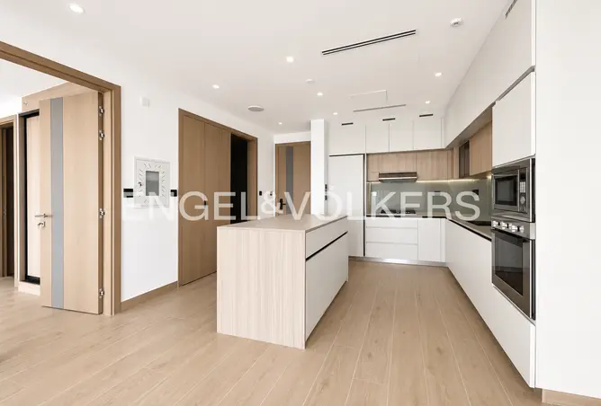151923320 - Property Image 3