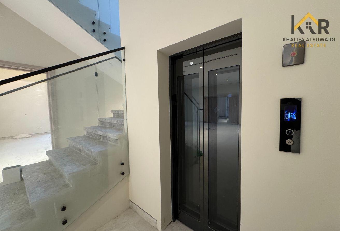 Ultra Luxury | Elevator | Swimming Pool photo 7