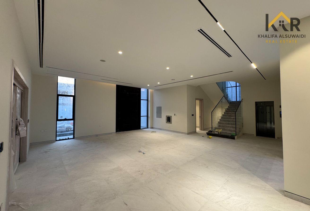 Ultra Luxury | Elevator | Swimming Pool photo 5