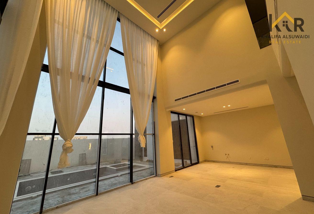 Ultra Luxury | Elevator | Swimming Pool photo 14