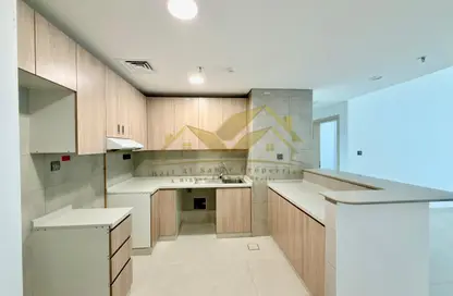 Apartment - 1 Bedroom - 2 Bathrooms for rent in Jumeirah Garden City - Al Satwa - Dubai