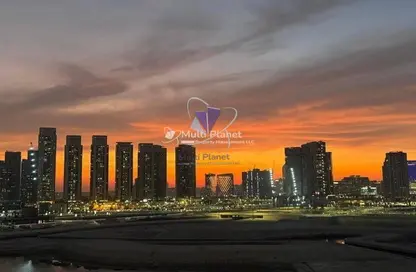 شقة - 2 غرف نوم - 2 حمامات للايجار في راديانت سكوير - مدينة الأضواء - جزيرة الريم - أبوظبي