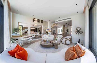 Villa - 5 Bedrooms - 6 Bathrooms for rent in Entertainment Foyer - European Clusters - Jumeirah Islands - Dubai