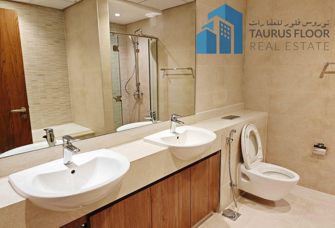 Biggest 3BR+Maid| Near Gold Souq Metro| Gym Pool photo 8