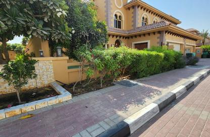 Townhouse - 4 - 6 for rent in Falcon City of Wonders - Dubai
